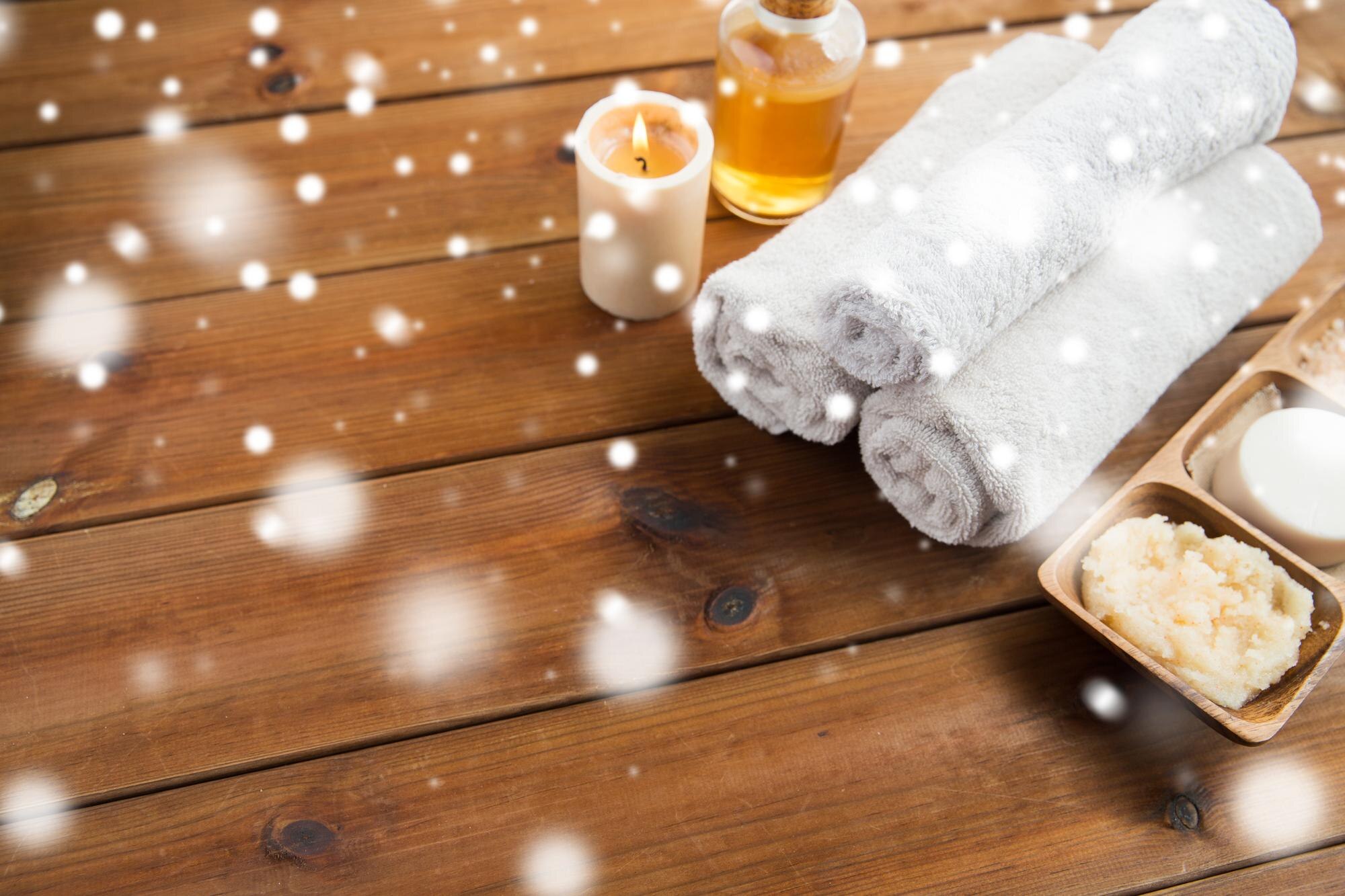 Unlock Holiday Relaxation: Special Savings on Massage, Acupuncture, and Fascia Therapy!